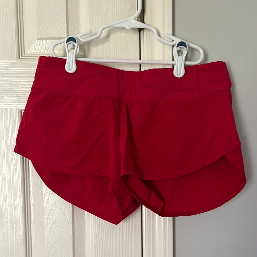 Lululemon Women's Red Shorts Size 6